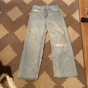 H&M ripped mom jeans light wash
